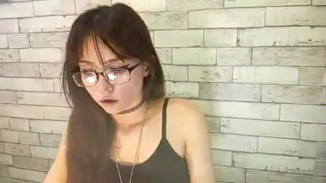 DelicaBrome online show from May 10, 2026, 11:25 am