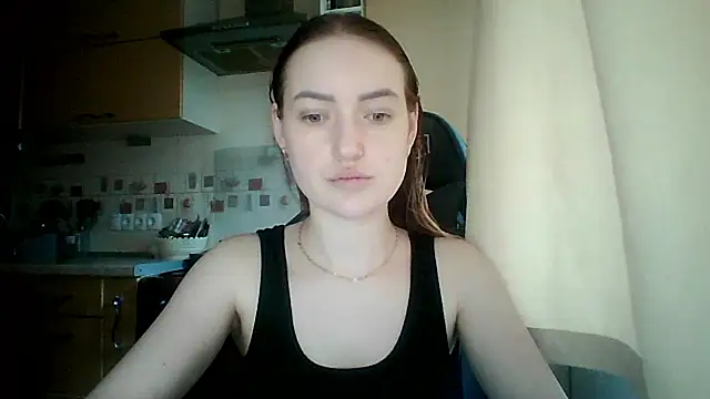 Lisanta online show from June 2, 2026, 10:48 am