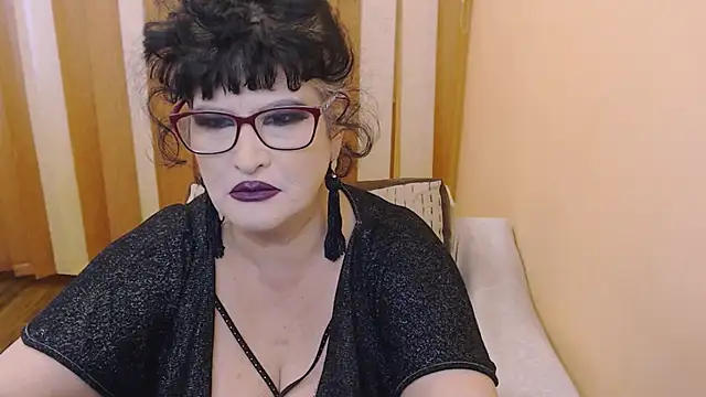 QuuenOfSin online show from March 2, 2025, 2:25 pm