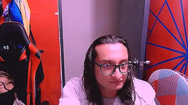 Snapshot of Loversonfire78 chatting on May 2, 2026, 7:24 am Loversonfire78 online show from May 2, 2026, 7:24 am
