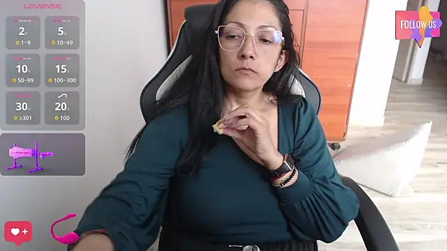 Snapshot of Melissaleehot chatting on June 27, 2026, 10:16 pm Melissaleehot online show from June 27, 2026, 10:16 pm
