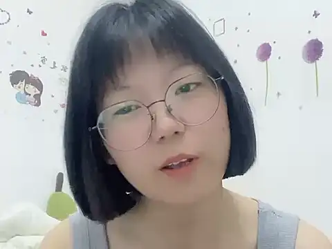 Belle-LL online show from April 24, 2026, 2:41 pm