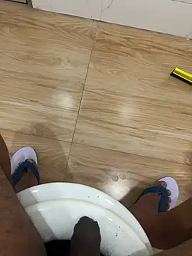 mks071 online show from April 23, 2026, 7:26 pm