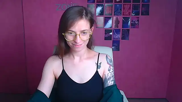 Luna Tantra online show from July 4, 2026, 10:25 pm