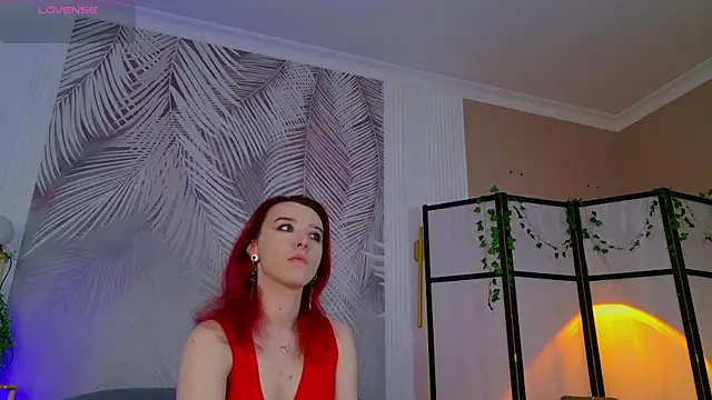 TinaTores online show from June 12, 2026, 5:21 pm
