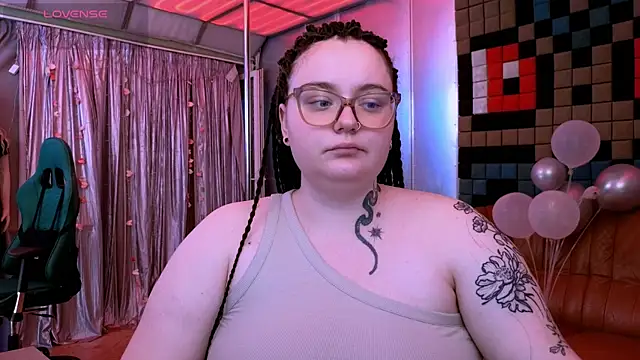 CatherineClaire online show from June 13, 2026, 4:38 pm