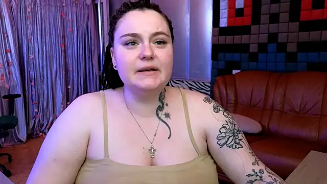 CatherineClaire online show from June 20, 2026, 4:56 pm