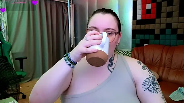 CatherineClaire online show from July 24, 2026, 4:14 pm