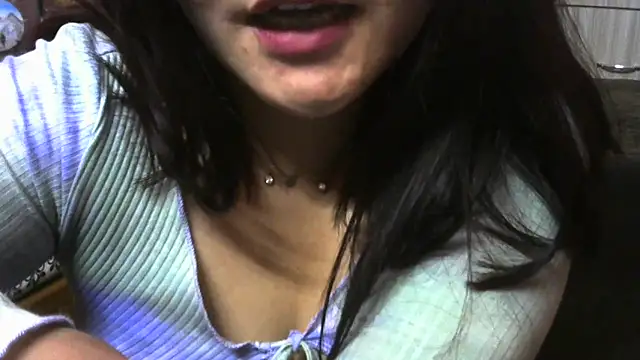 rebel xoxo online show from May 11, 2026, 7:00 pm