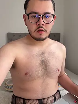 SubBoy bear online show from June 17, 2026, 1:21 pm