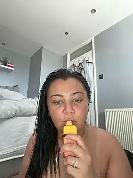 Laurenrose x online show from May 12, 2026, 9:26 am