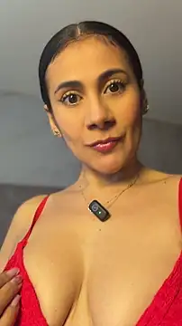 Laia Hills online show from May 19, 2026, 1:51 pm