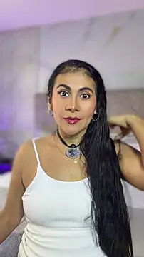 Laia Hills online show from June 2, 2026, 2:39 pm