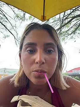 LoisC online show from July 15, 2026, 8:38 pm