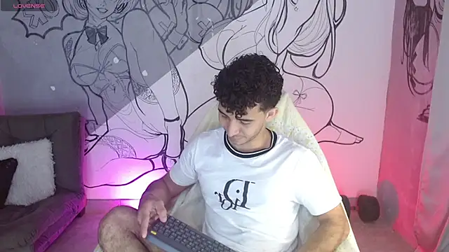 caius bigcock1 online show from April 25, 2026, 12:30 pm