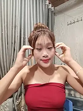 Ly-sexyy online show from May 25, 2026, 8:24 am