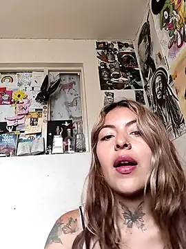 evafuckasd online show from June 3, 2026, 7:07 pm