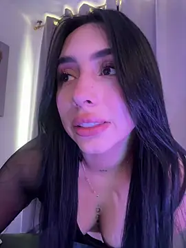 Snapshot of IsabellaNoir_ chatting on June 1, 2026, 9:25 pm IsabellaNoir online show from June 1, 2026, 9:25 pm