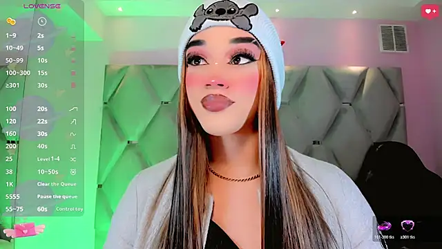 Snapshot of Camila_Vasquezz1 chatting on May 25, 2026, 12:15 pm Camila Vasquezz1 online show from May 25, 2026, 12:15 pm