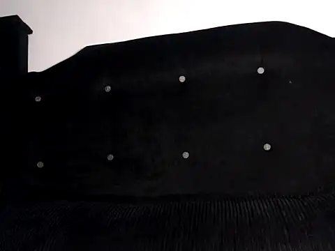 Snapshot of Enchantriss chatting on March 31, 2026, 7:49 pm Enchantriss online show from March 31, 2026, 7:49 pm