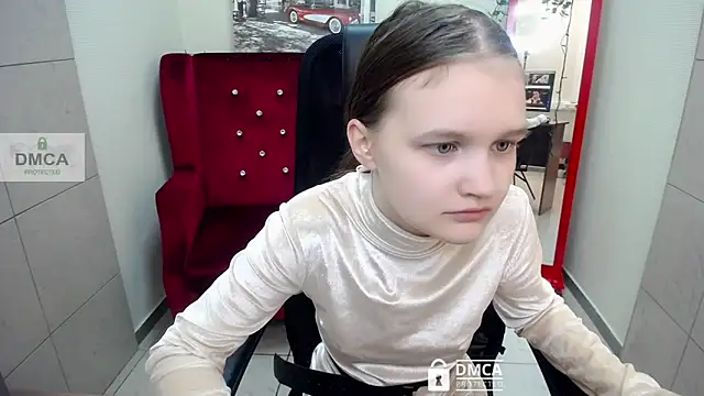 Snapshot of _donnaSia_ chatting on May 11, 2026, 6:15 am donnaSia online show from May 11, 2026, 6:15 am