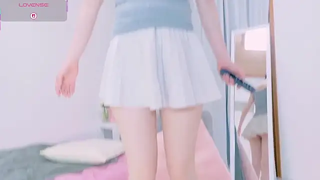 Snapshot of mayu_chan_ chatting on May 6, 2026, 11:58 am mayu chan online show from May 6, 2026, 11:58 am