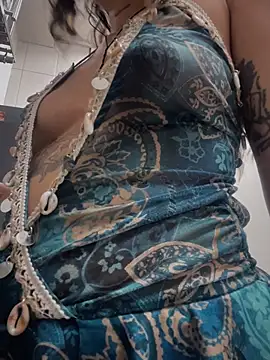 SinSirenXXX online show from July 6, 2026, 1:07 pm