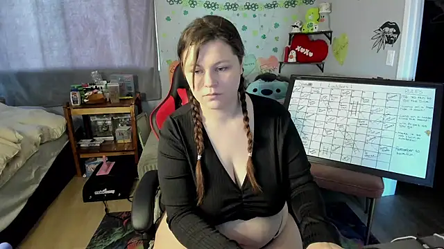 DelilaFields2 online show from May 1, 2026, 5:18 pm