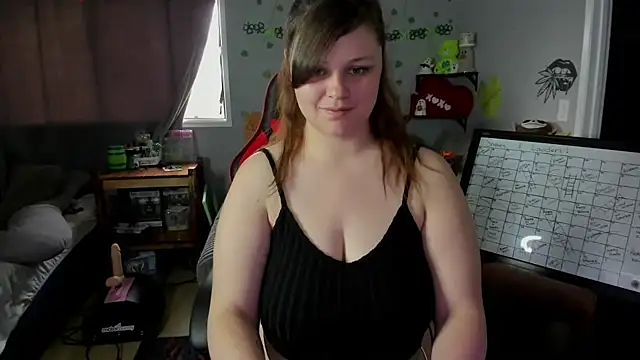 DelilaFields2 online show from May 15, 2026, 11:36 pm