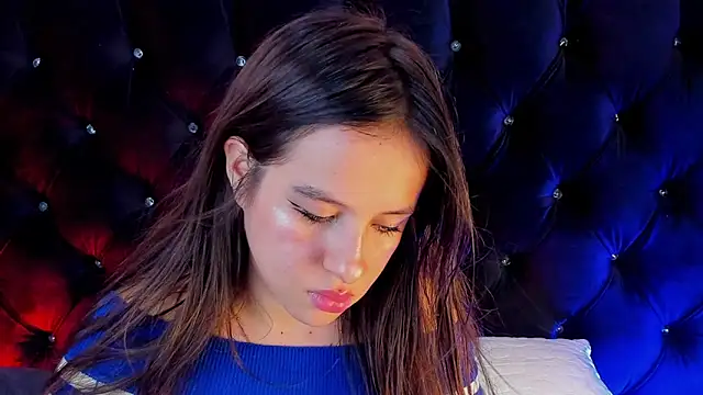 Snapshot of Kitty_rose01 chatting on May 27, 2026, 3:47 am Kitty rose01 online show from May 27, 2026, 3:47 am