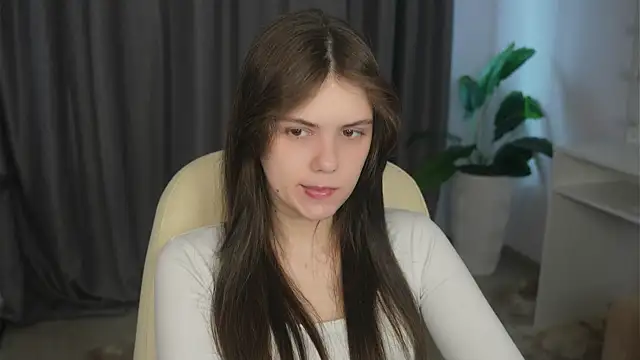 MertieFlechsig online show from April 26, 2026, 8:00 am