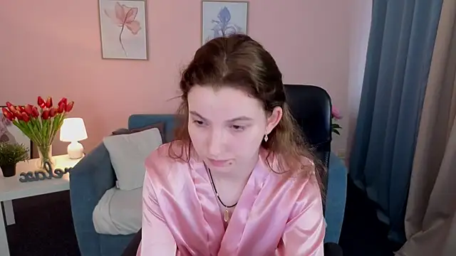 BelovedAlice online show from June 12, 2026, 2:04 pm