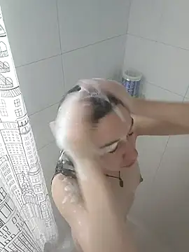 DaddyLolii online show from July 3, 2026, 2:29 am