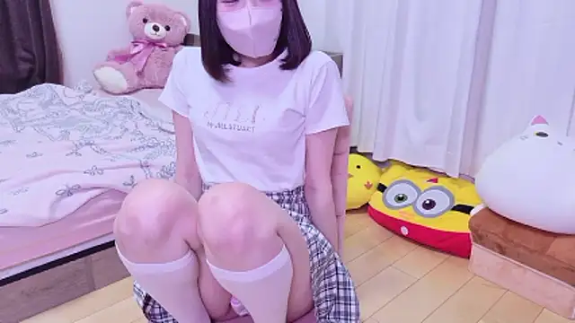 Snapshot of hiyo0001 chatting on May 4, 2026, 12:52 pm hiyo0001 online show from May 4, 2026, 12:52 pm