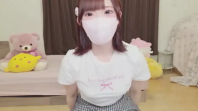 Snapshot of hiyo0001 chatting on June 6, 2026, 12:32 pm hiyo0001 online show from June 6, 2026, 12:32 pm