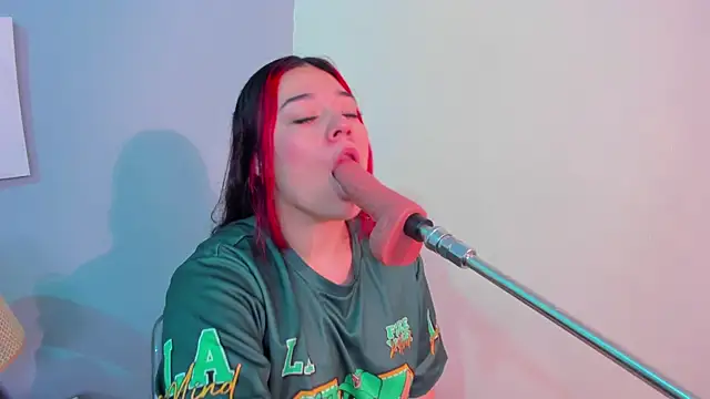 Sabrinna fox online show from June 9, 2026, 7:26 pm