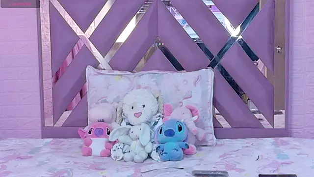 Snapshot of Lexy_Dumoun_ chatting on June 3, 2026, 2:56 am Lexy Dumoun online show from June 3, 2026, 2:56 am