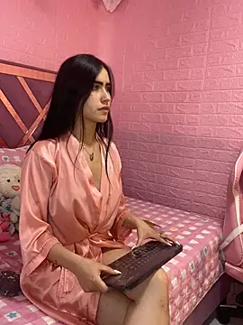 Snapshot of Lexy_Dumoun_ chatting on May 19, 2026, 3:24 am Lexy Dumoun online show from May 19, 2026, 3:24 am