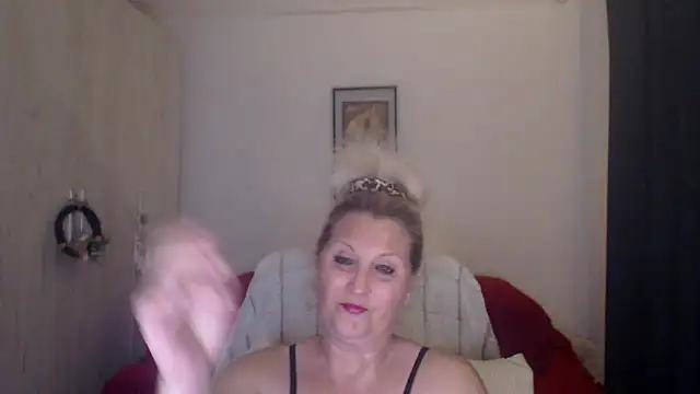 Divineblond online show from March 27, 2026, 9:16 pm