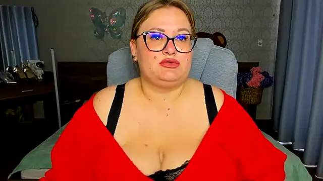 IrenRori online show from June 11, 2026, 6:10 am