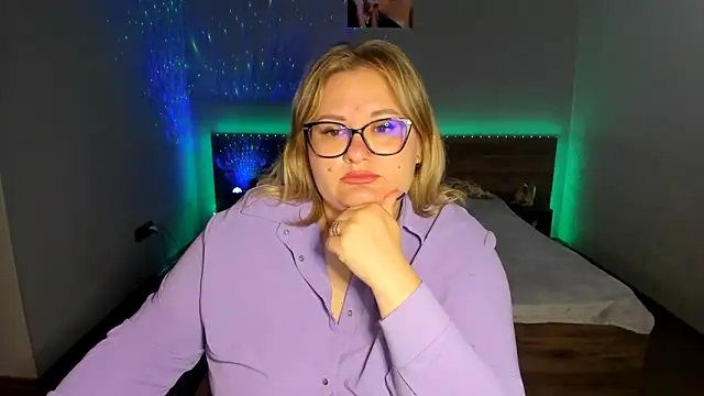 IrenRori online show from May 7, 2026, 6:28 am