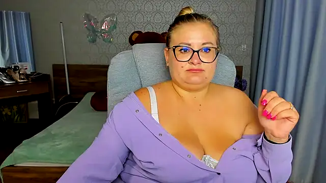 IrenRori online show from July 29, 2026, 7:18 am