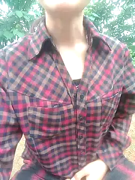 tom1133 online show from April 24, 2026, 12:56 am