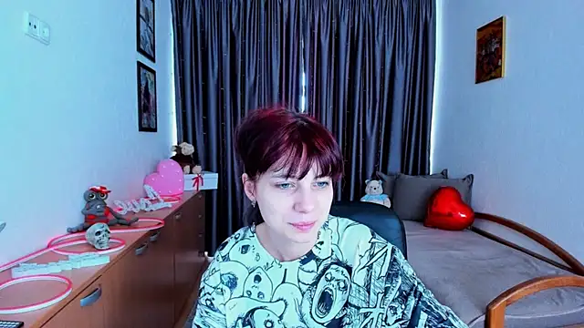 MiniLysii online show from June 4, 2026, 5:56 am
