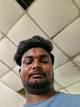 Snapshot of Gujju_here chatting on May 16, 2026, 4:33 am Gujju here online show from May 16, 2026, 4:33 am