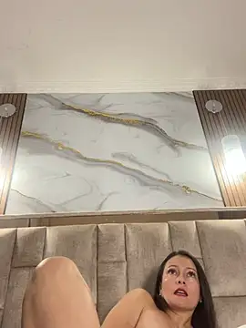 SamiiContreras  online show from July 28, 2026, 3:21 pm