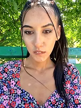 bebeluna001 online show from August 1, 2026, 11:30 am