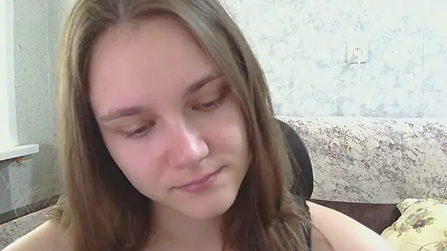 DolcezzaCream online show from July 28, 2026, 9:39 am