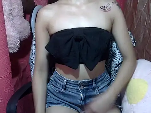 Horny WetPussy online show from June 24, 2026, 6:50 pm