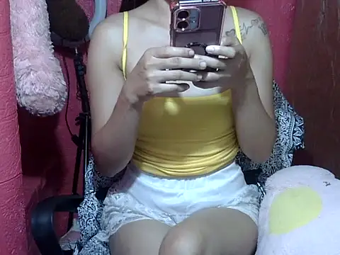 Horny WetPussy online show from July 28, 2026, 5:34 pm